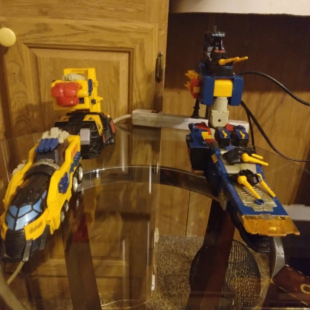 Transfomers - Picture 13 of 15